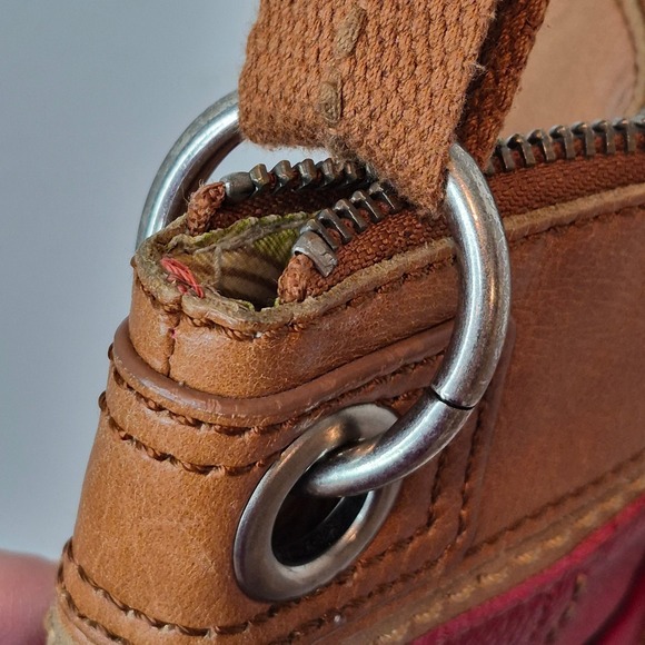 The Sak Kendra Cross Body Pebbled Leather Bag Purse Red Tan Classic Clean Small - Picture 11 of 14